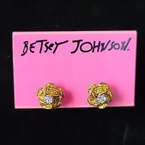 New Vintage! BETSEY JOHNSON First Date Collection Golden Glittered Rose Earrings